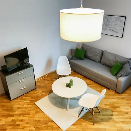 Daire Next To The Main Square Krakow